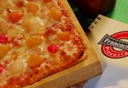 Pizza de frutas